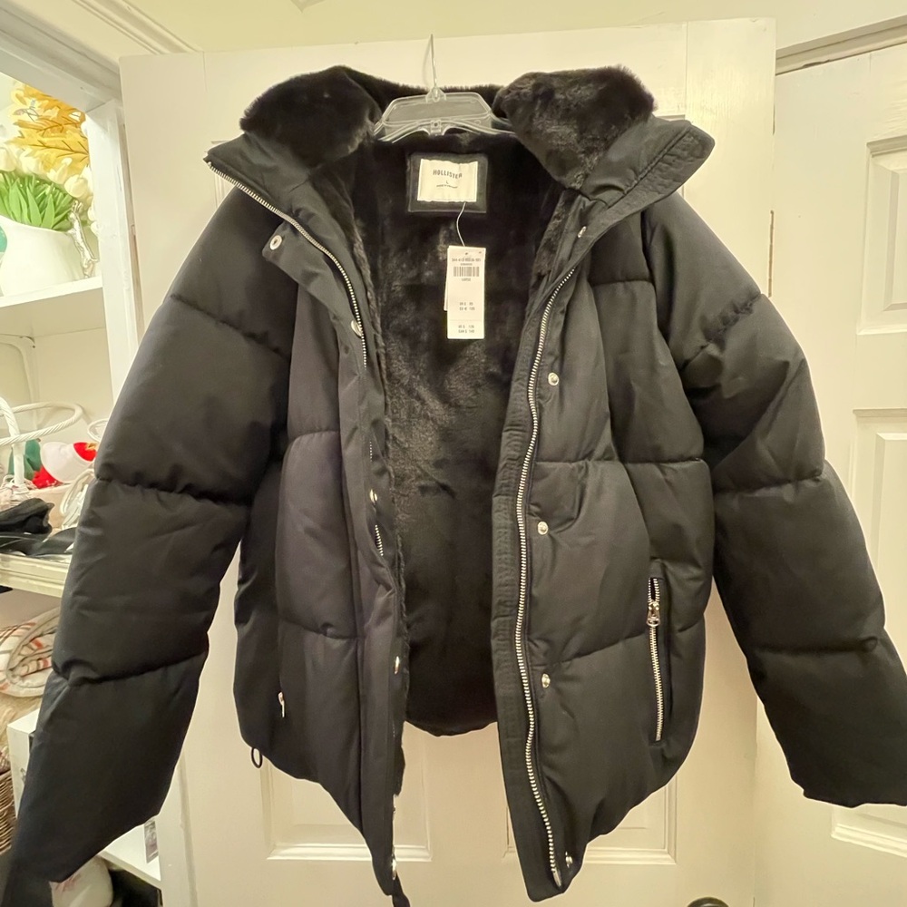 Hollister Black Puffer Jacket